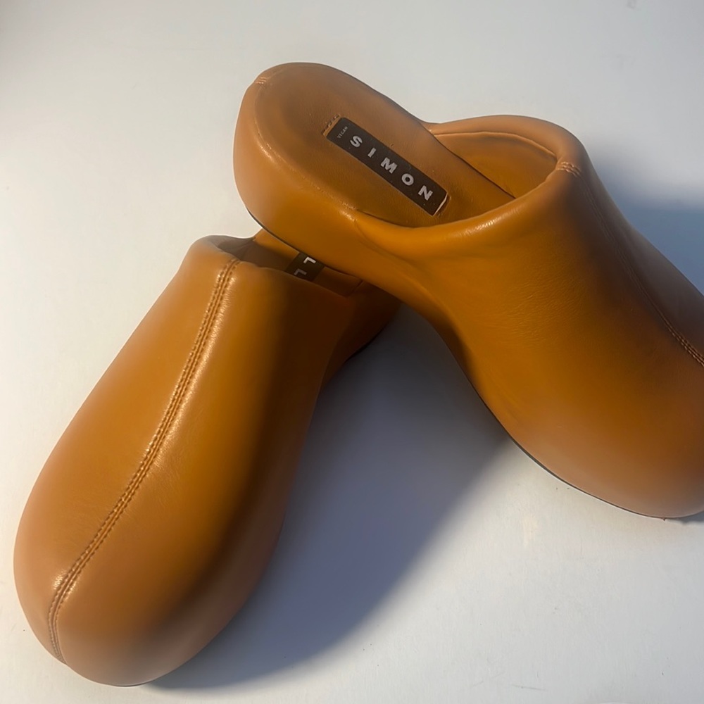 Simon Miller Bubble Clogs.